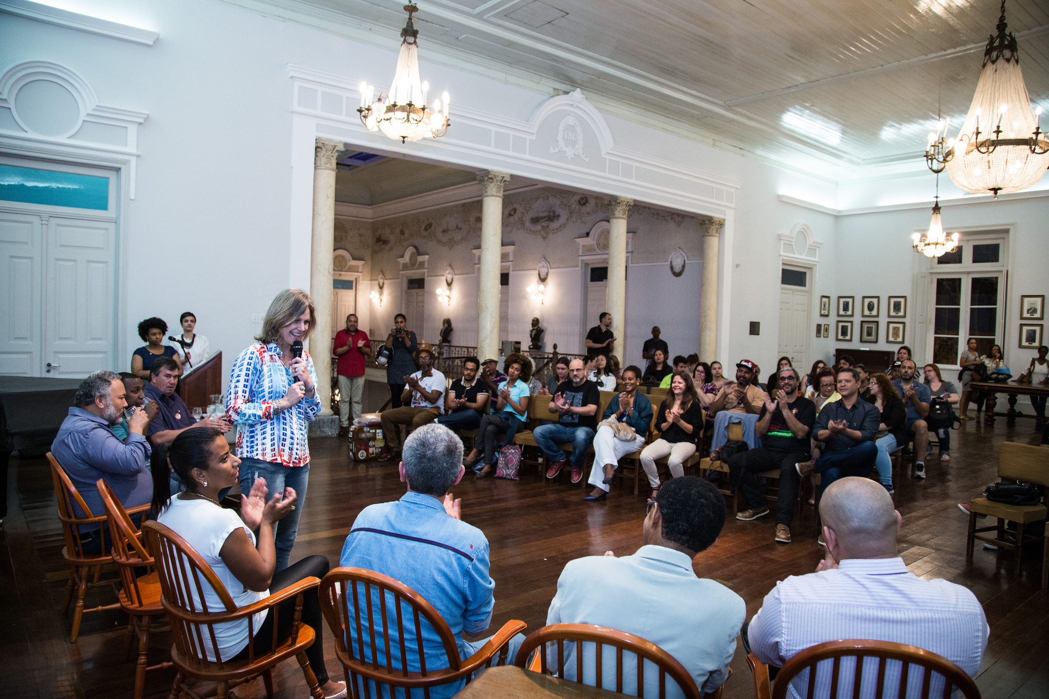 Lançamento ocorreu no Salão Nobre da Bibliotheca Pública Pelotense