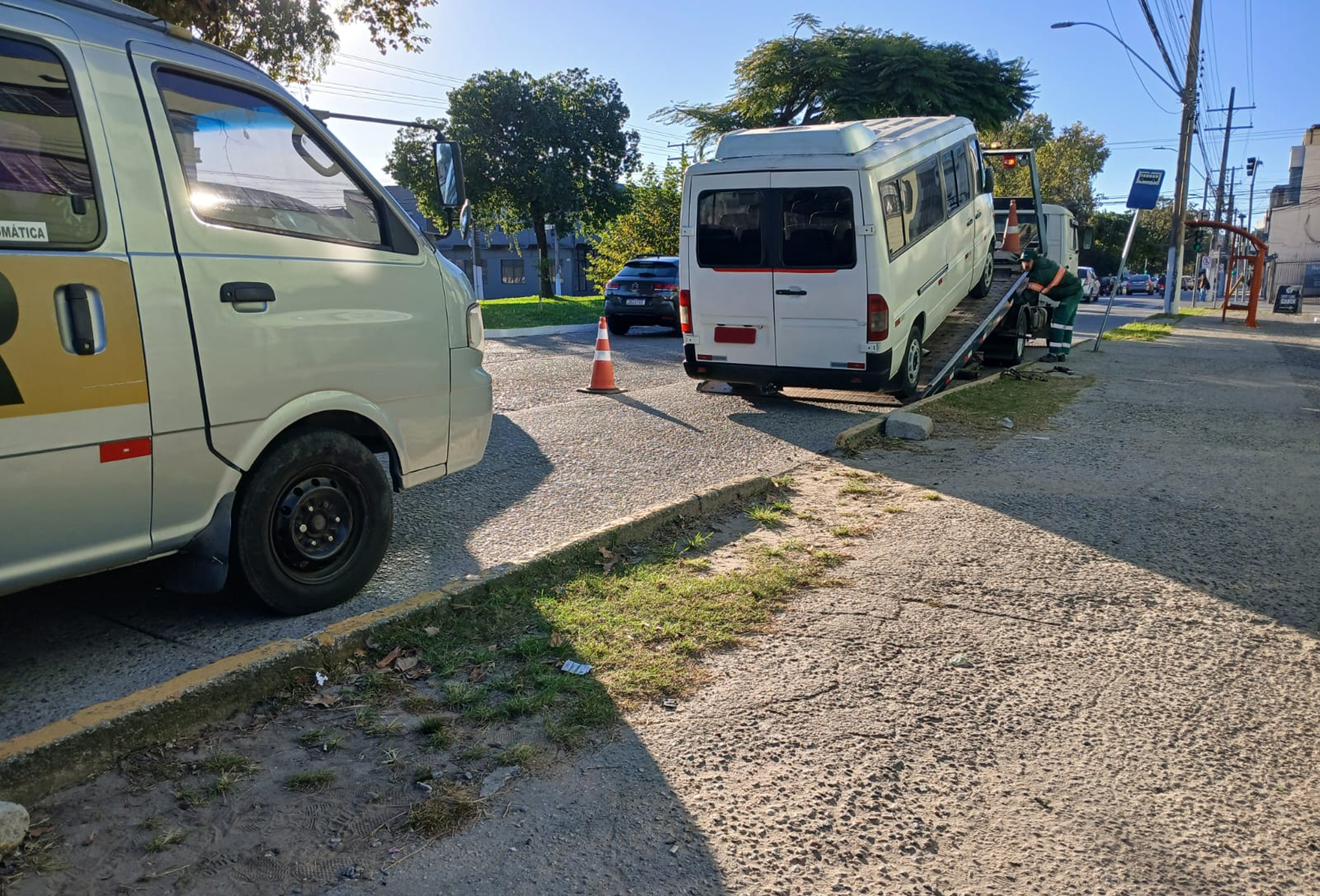 Operação foi realizada em parceria pela Secretaria de Transporte e Trânsito da Prefeitura e o Crea-RS