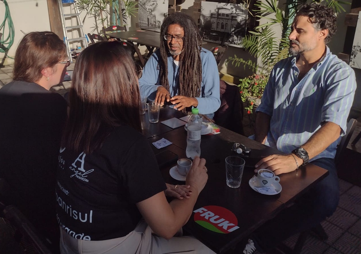 Evento de músicas do cancioneiro gaúcho que reunirá mais de dez artistas no largo do Mercado Público, na Semana do Aniversário de Pelotas