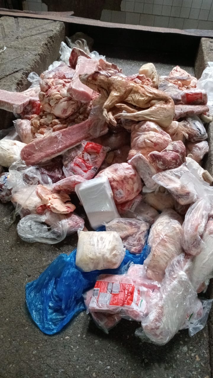Em operação integrada com Brigada Militar, Vigilância Sanitária da Secretaria Municipal de Saúde (SMS) autua três estabelecimentos comerciais
