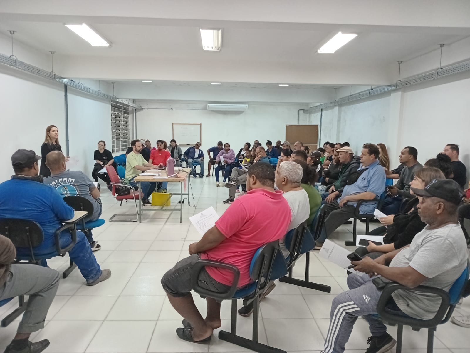 Servidores do setor de Alimentos explicam procedimentos obrigatórios de boas práticas
