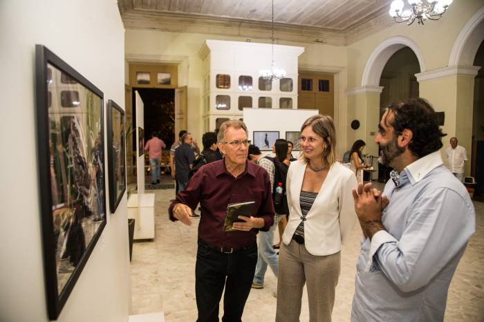 Projeto, que inclui a distribuição de mil livros com fotografias dos pássaros da região, foi financiado com verbas do Procultura