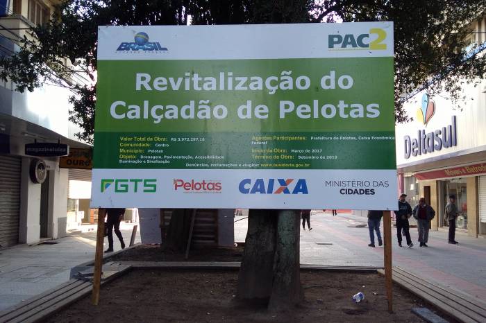 Estágio da obra é informado com detalhes