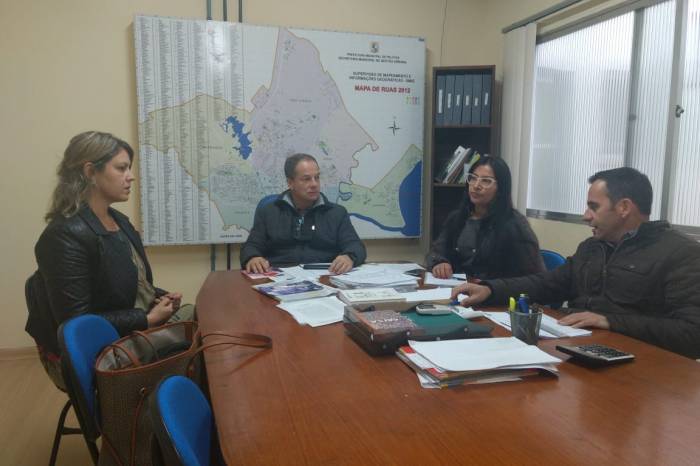 Prefeitura vai convidar trabalhadores estrangeiros que atuam no Centro para participarem das aulas gratuitas oferecidas pelo curso de Letras da UFPel