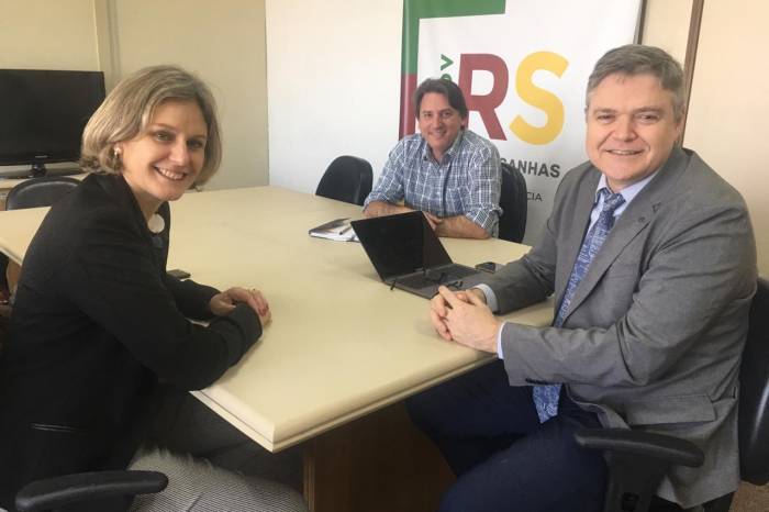 Encontro fez parte de agenda da prefeita em Porto Alegre