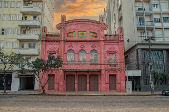 Marroni anuncia reabertura do Theatro Sete de Abril em 7 de julho