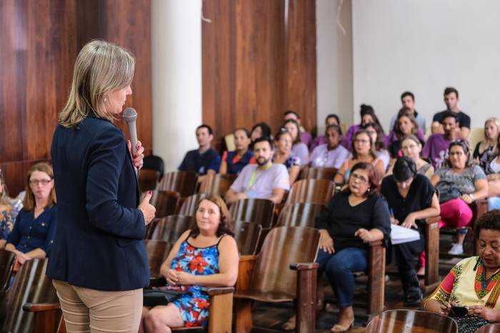 SMS promoveu palestras sobre as várias faces da violência contra a mulher