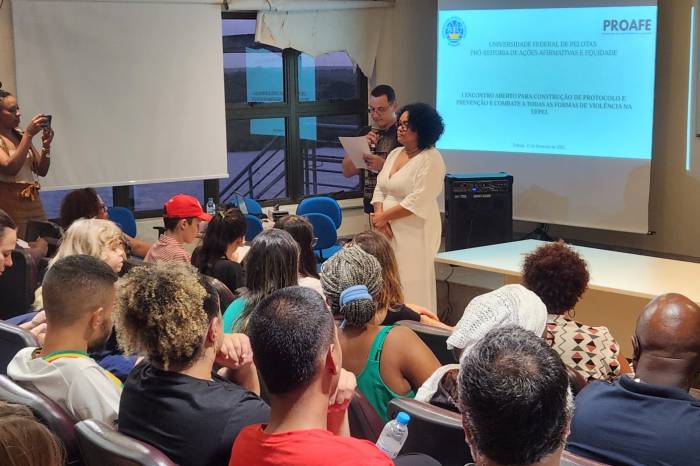 Júlio Domingues participou, dia 27, do encontro promovido pela Proafe, que foi antecipado após recente episódio de racismo envolvendo um motorista de ônibus