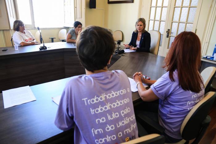 Participaram do encontro representantes de diversas instituições