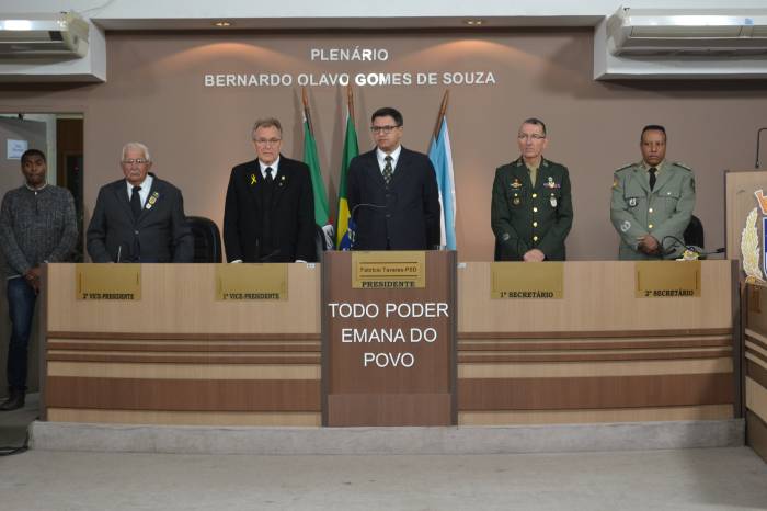 Desfile cívico-militar ocorre na manhã de sábado (7), na avenida Bento Gonçalves