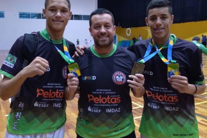 Marcelo Bispo e Lucas Ribeiro, que têm deficiência auditiva, disputaram pela primeira vez a competição nacional, em São Paulo, e garantiram a medalha dourada