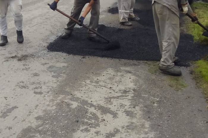Secretaria de Obras e Pavimentação mantém frentes de trabalho na recuperação asfáltica