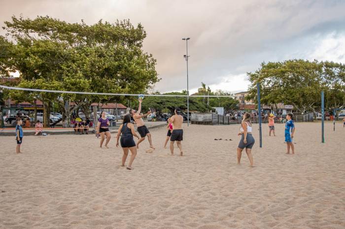 Programação integrada com o governo do Estado presta serviços públicos no período do verão