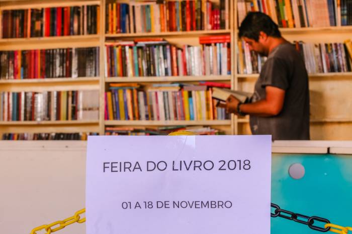Sessões de autógrafos e apresentações musicais integram as principais atrações do evento