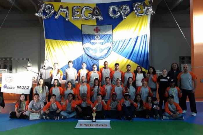Alunos do Quem Luta não Briga e Vida Ativa participaram do Mega Open Internacional