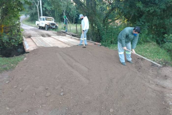 Intervenções abrangem a troca de todo o madeiramento. Obras são realizadas neste mês