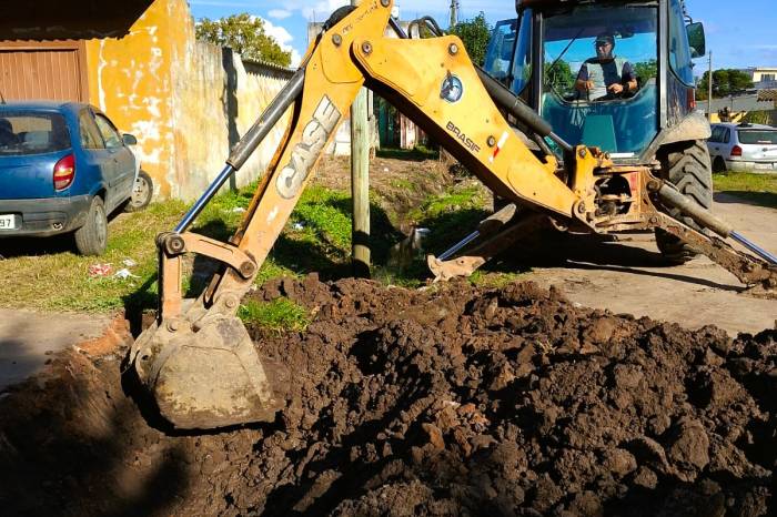 Obra é realizada por equipes coordenadas pela Secretaria de Serviços Urbanos e Infraestrutura (Ssui) com apoio do Sanep