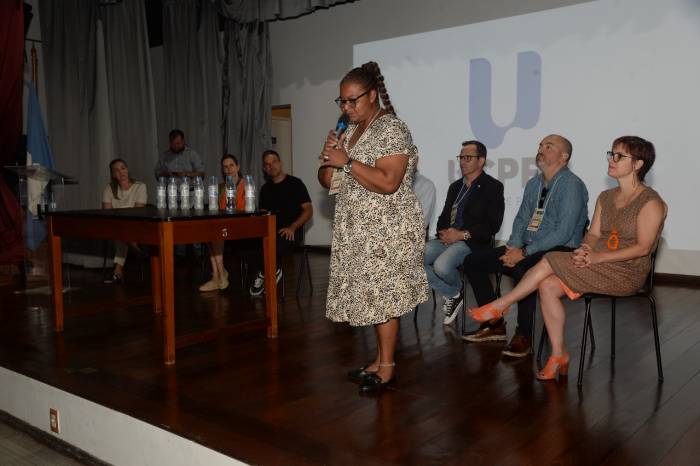 Evento transcorre nesta sexta-feira (14) no auditório Dom Antônio Zattera