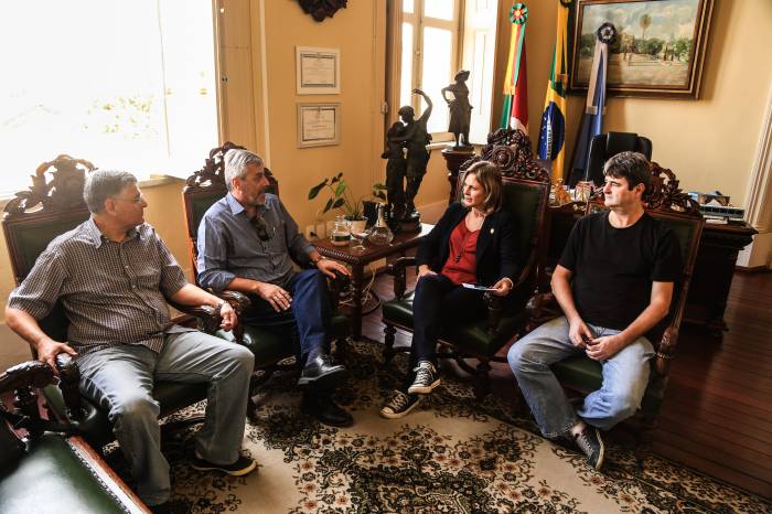 Presidente da entidade convidou a chefe do Executivo para a Reunião-Almoço Tá na Hora