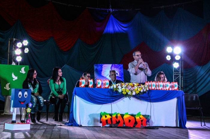 Evento traz à mostra trabalhos dos anos iniciais e finais de escolarização