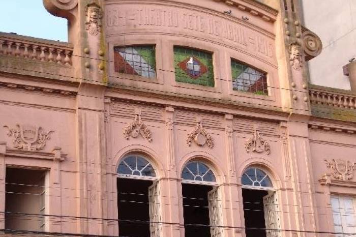 Processo vai apontar a empresa responsável pelas obras estruturais do prédio histórico
