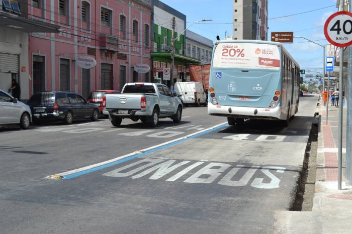 Retorno do transporte coletivo à rua, após o término da pavimentação, foi tranquilo