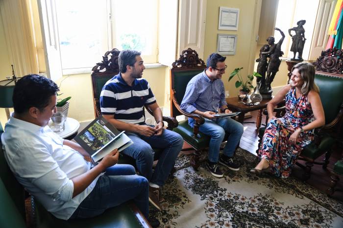 O vereador Daniel Trzeciak (PSDB) e o radialista de Passo Fundo, João dos Santos, acompanharam a visita