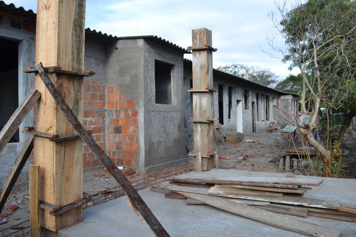 Investimento de R$ 950 mil do Município vai refletir em maior conforto e segurança para mais de 100 alunos do educandário da Gotuzzo; obra está 50% finalizada