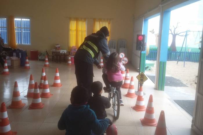 Até a próxima semana, 190 alunos de educandários da cidade terão participado da Escolinha em julho