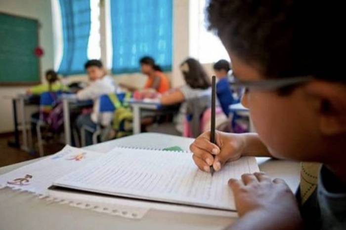 Aulas da rede municipal de ensino iniciam nesta segunda (23)