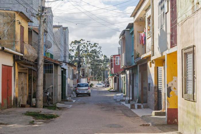 Equipes preparadas para o mutirão de regularização da Cohab Guabiroba