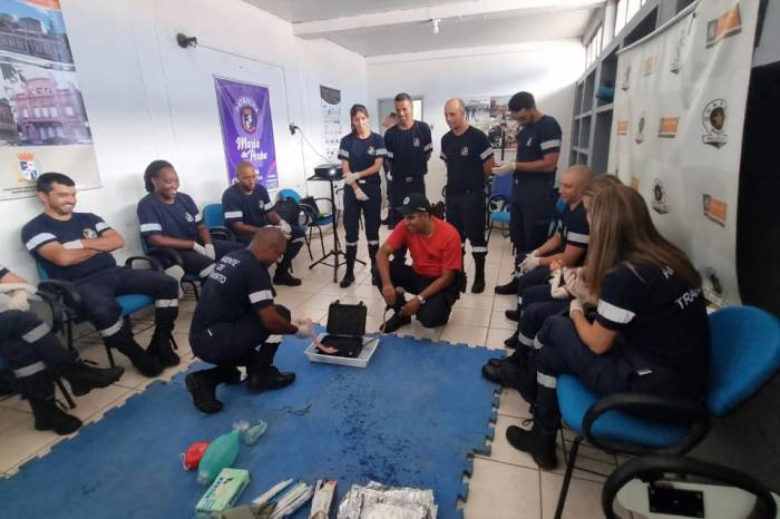 Curso de primeiros socorros foi ministrado pela Guarda Municipal