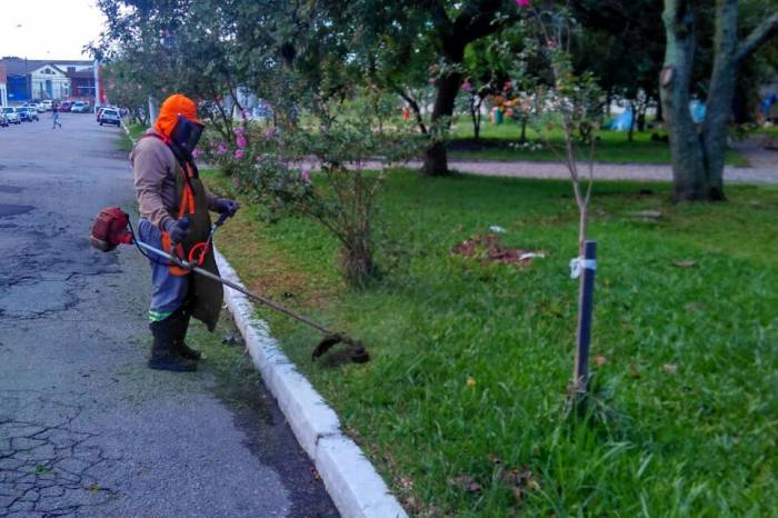 Grupos da Secretaria de Serviços Urbanos se dividem em ruas e avenidas de vários pontos do município