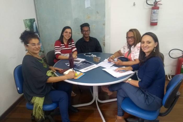 O arraial busca promover uma troca cultural entre regiões brasileiras, com mostra gastronômica, quadrilha, forró e cordel