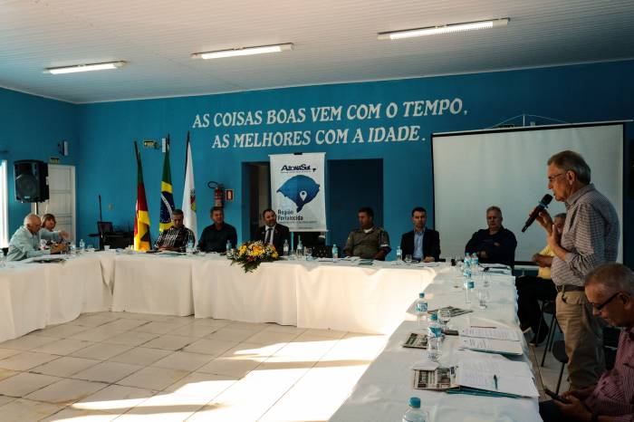 Alusivo aos 146 anos do município anfitrião, encontro discutiu segurança pública, repasses da saúde e a BR-116