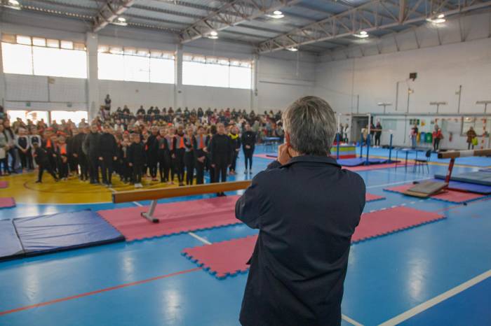 Prefeito participa da abertura do Circuito Pelotense de Ginástica Artística