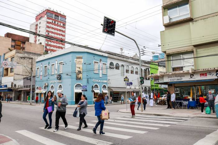 Sistema traz mais segurança para pedestres e motoristas