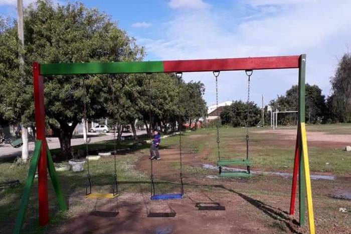 Brinquedos foram requalificados e espaços passaram por limpeza e roçado