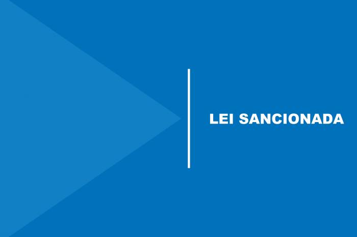 Lei municipal nº 6.754, sancionada pela prefeita nesta terça-feira (5), diminui a defasagem de profissionais deixada pelo projeto federal