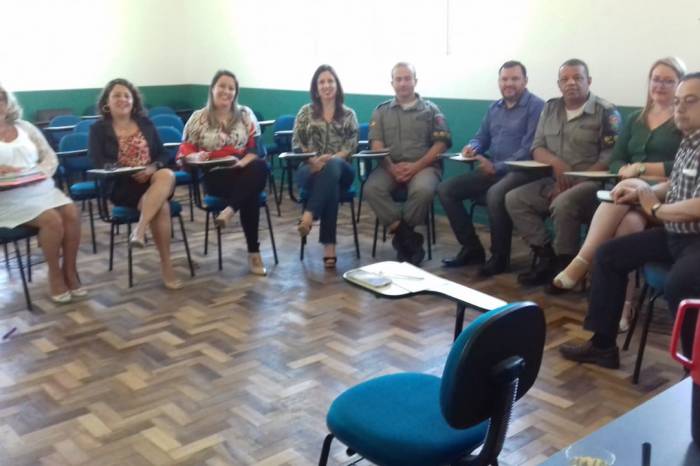 Representantes de instituições de Rio Grande estiveram na cidade para conhecer o trabalho