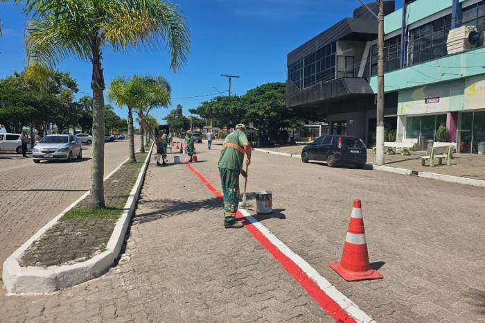 Prefeitura revitaliza ciclofaixa do Laranjal e regula utilização de bicicleta