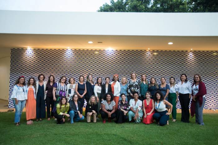 Na capital federal, gestora-chefe do Executivo local realizou oficina do Instituto Alziras, que contribui a uma maior participação das mulheres na política