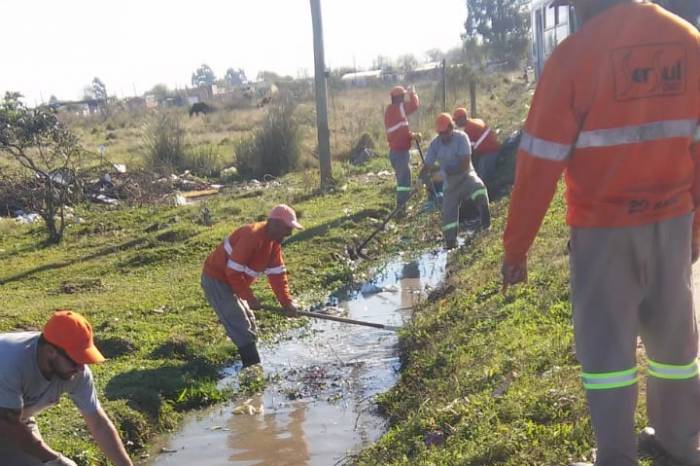 Município fez um ajuste no contrato e a equipe da empresa se soma ao trabalho realizado pela Secretaria de Serviços Urbanos e Infraestrutura