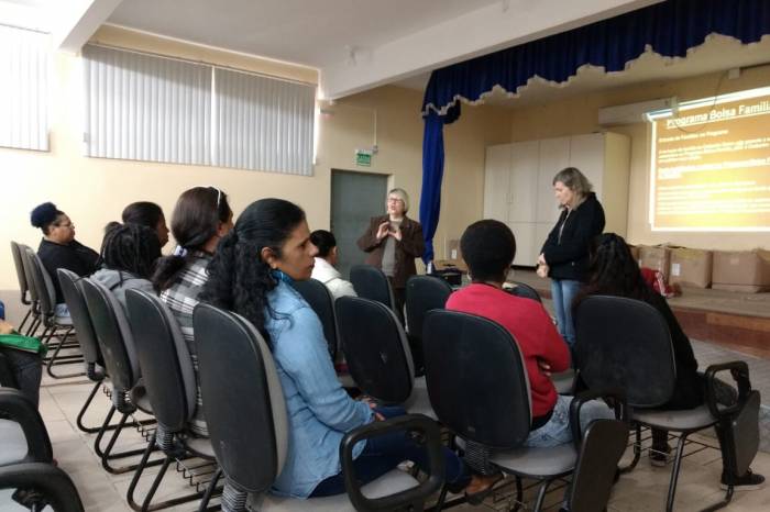 Coordenadora municipal do programa na Smed foi escolhida para participar do 10º Encontro Nacional em Brasília