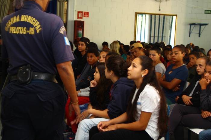 ‘Prevenção Antes da Repressão’ aborda temas como bullying, violência e abuso sexual, uso de drogas e destinação correta do lixo