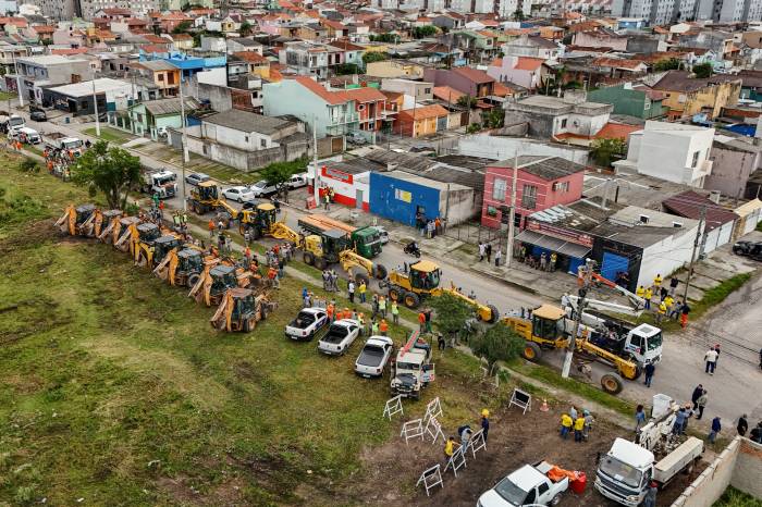 Prefeitura em Ação leva zeladoria ao loteamento Dunas