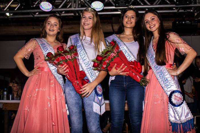 Helen Strelow Knabach e Jade Lima da Silva são as novas soberanas e representarão a cultura mais tradicional de Pelotas