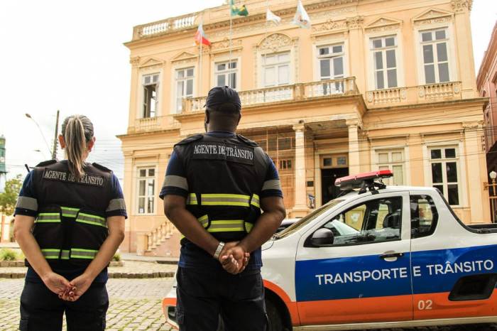 Blocos de Carnaval, eventos culturais e religioso movimentam a cidade