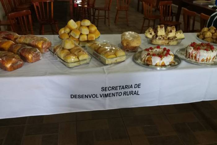 No Cerrito Alegre, aulas práticas e teóricas preparam as alunas para produzir itens de confeitaria com qualidade