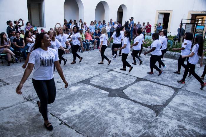 O Centro de Referência de Assistência Social  São Gonçalo (Cras) promove, de 20 à 24 deste mês, a Semana da Consciência Negra, com atividades programadas na sede localizada a rua Darcy Vargas 212, Bairro Navegantes.